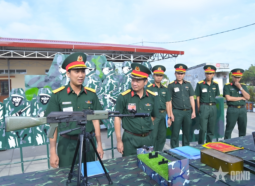 Bộ CHQS tỉnh Cà Mau: Nhiều sáng kiến, cải tiến áp dụng vào thực tế huấn luyện